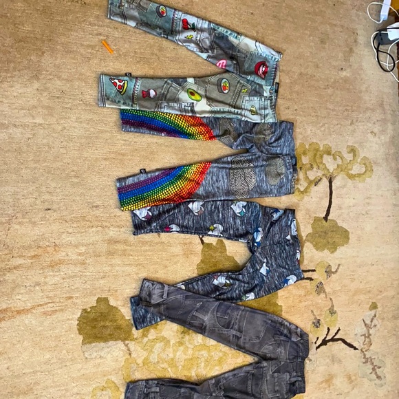 ALL 4 for 70 terez leggings cute! Great condition - Picture 1 of 17